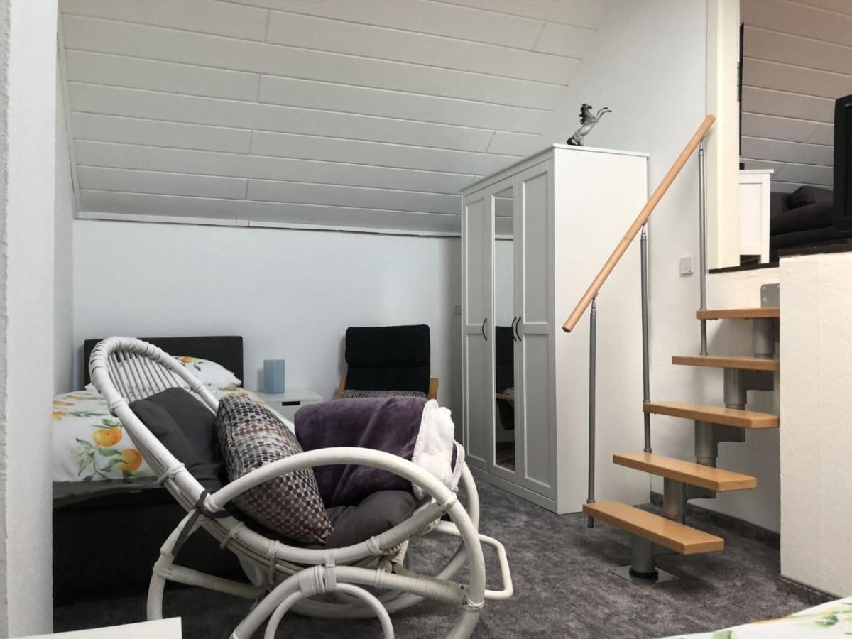 Ferienwohnung auf denkmalgeschütztem Sturmhof Grefrath Exterior foto
