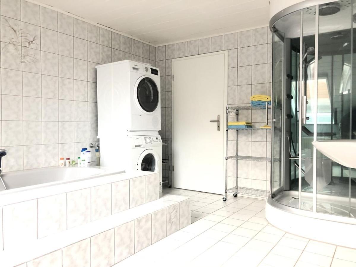 Ferienwohnung auf denkmalgeschütztem Sturmhof Grefrath Exterior foto
